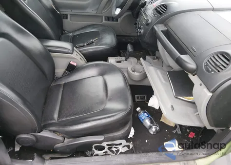 2004 Volkswagen New Beetle Gls from USA, damaged, VIN 3VWCM31Y34M324924